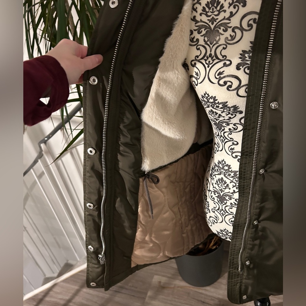 Olive Green Women's Parka Jacket - Picture 3 of 12